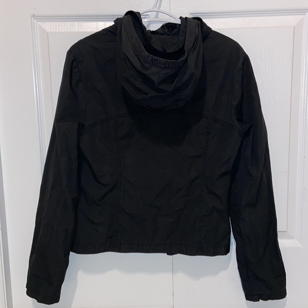 Black Fall Bench Jacket - Picture 3 of 5